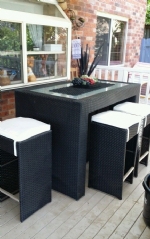 RATTAN WICKER 7 PIECE OUTDOOR BAR SET 6 stools & GLASS TABLE + XTRA GLASS TOP